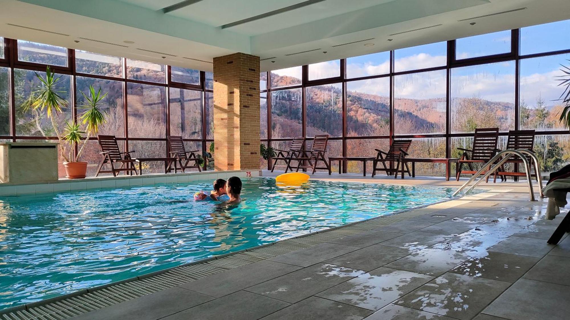 Hotel Valea Cu Pesti Căpăţîneni-Ungureni 외부 사진
