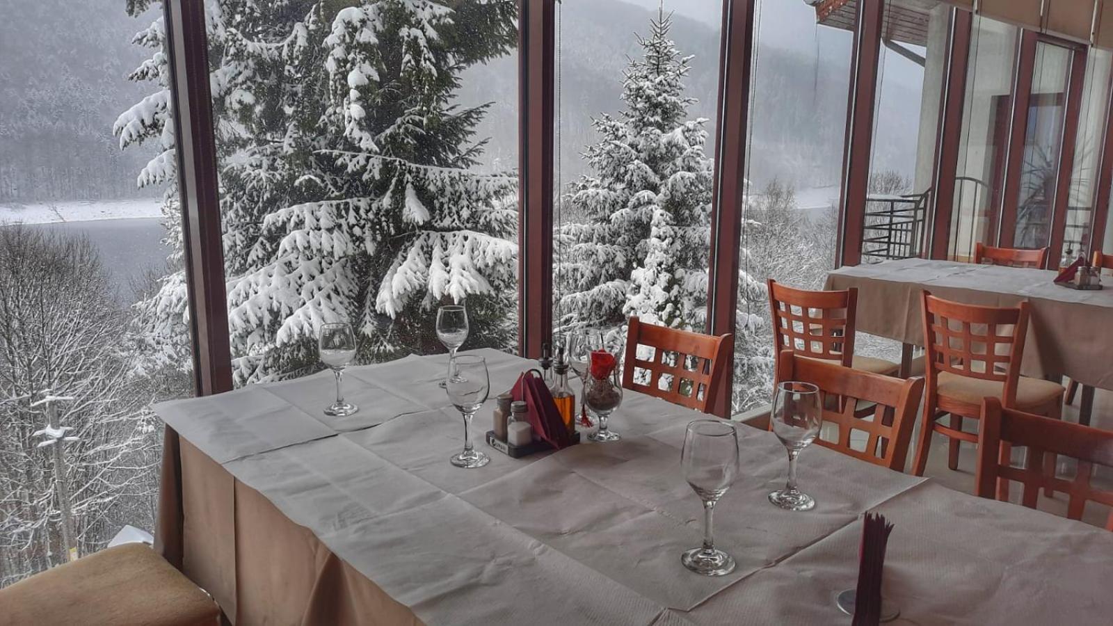 Hotel Valea Cu Pesti Căpăţîneni-Ungureni 외부 사진