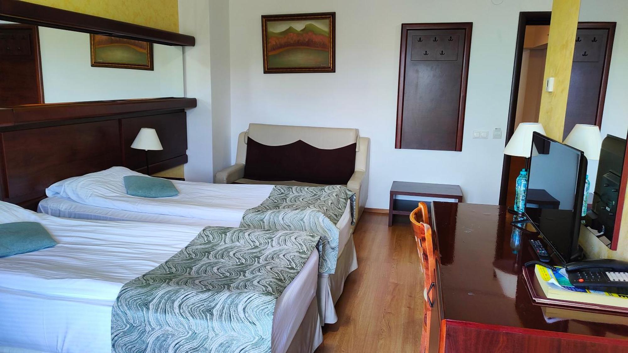 Hotel Valea Cu Pesti Căpăţîneni-Ungureni 외부 사진