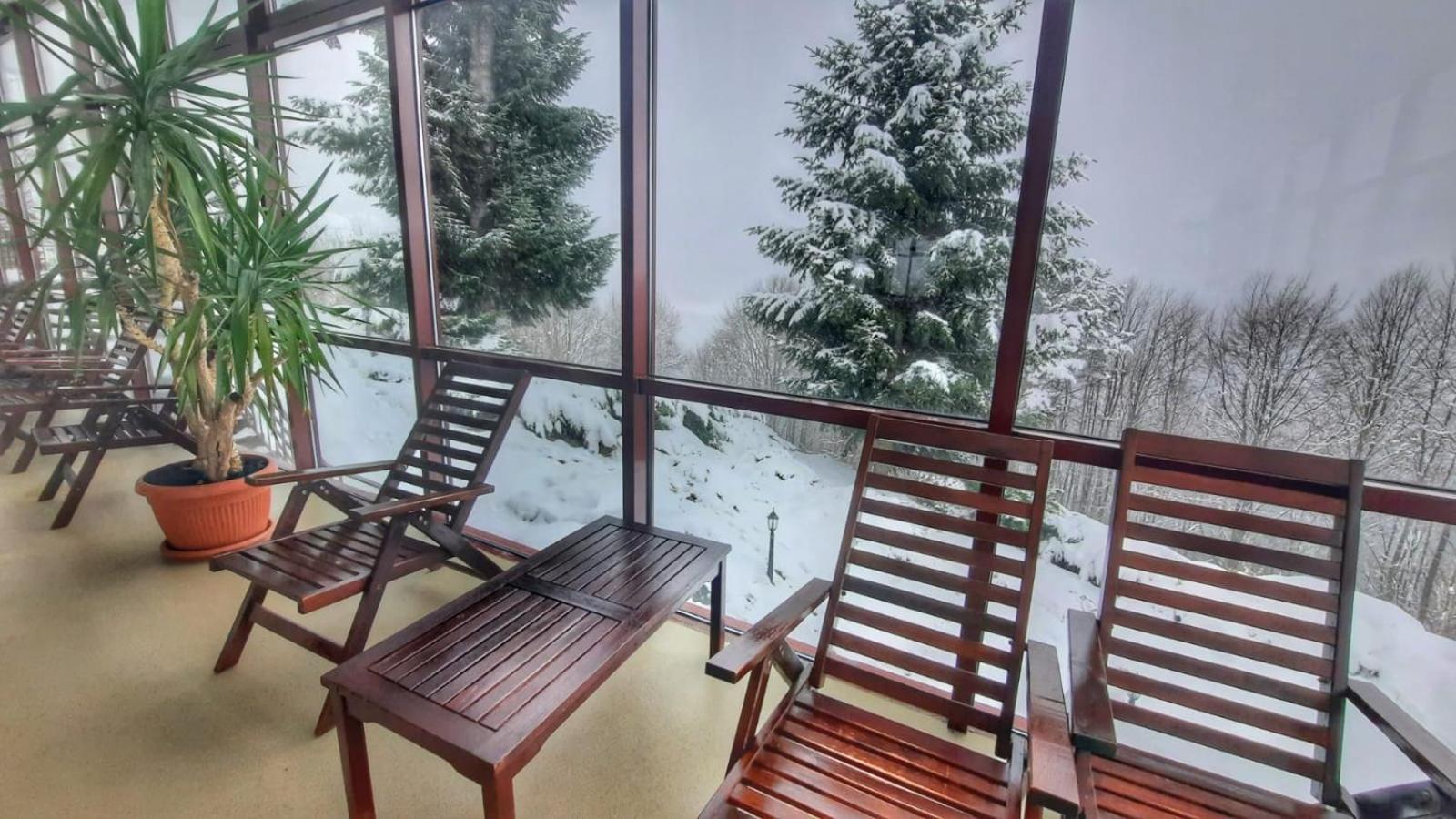 Hotel Valea Cu Pesti Căpăţîneni-Ungureni 외부 사진