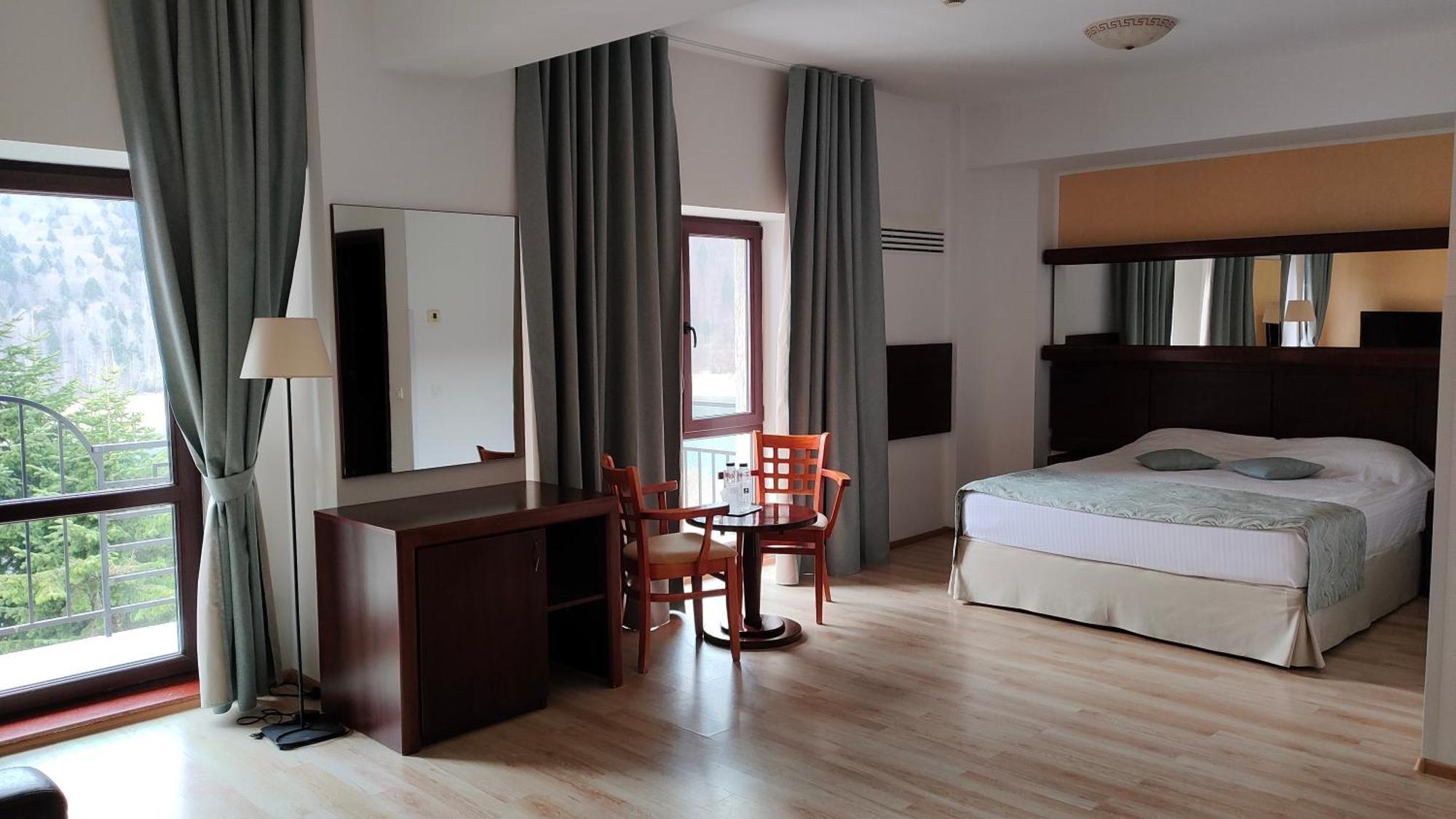 Hotel Valea Cu Pesti Căpăţîneni-Ungureni 외부 사진