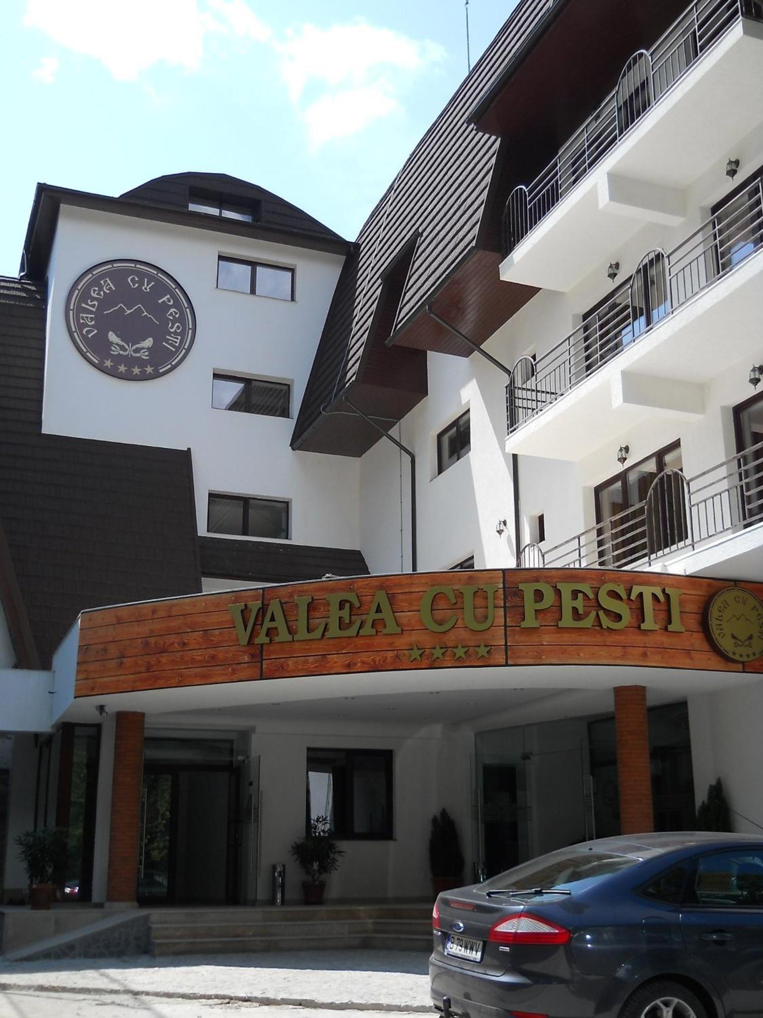 Hotel Valea Cu Pesti Căpăţîneni-Ungureni 외부 사진