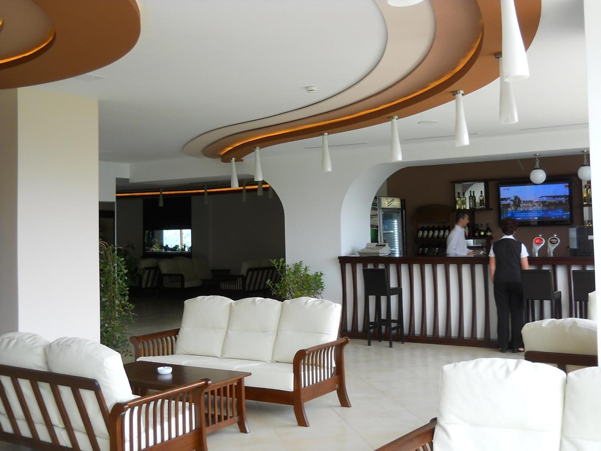 Hotel Valea Cu Pesti Căpăţîneni-Ungureni 외부 사진